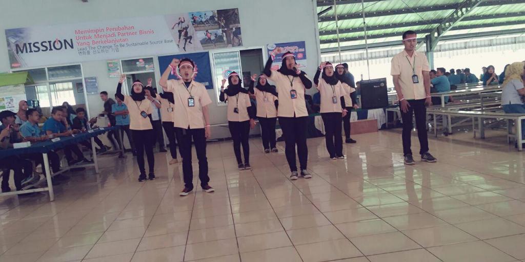 lomba-yel-yel-serikat-pekerja