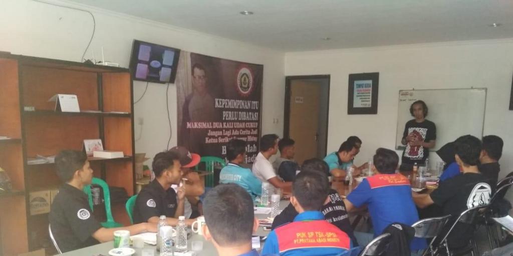 pembekalan-norma-dasar-perburuhan-untuk-anggota-dan-pengurus-baru